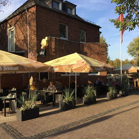 デュッセルドルフ Zum Armen Mann Bed & Breakfast エクステリア 写真